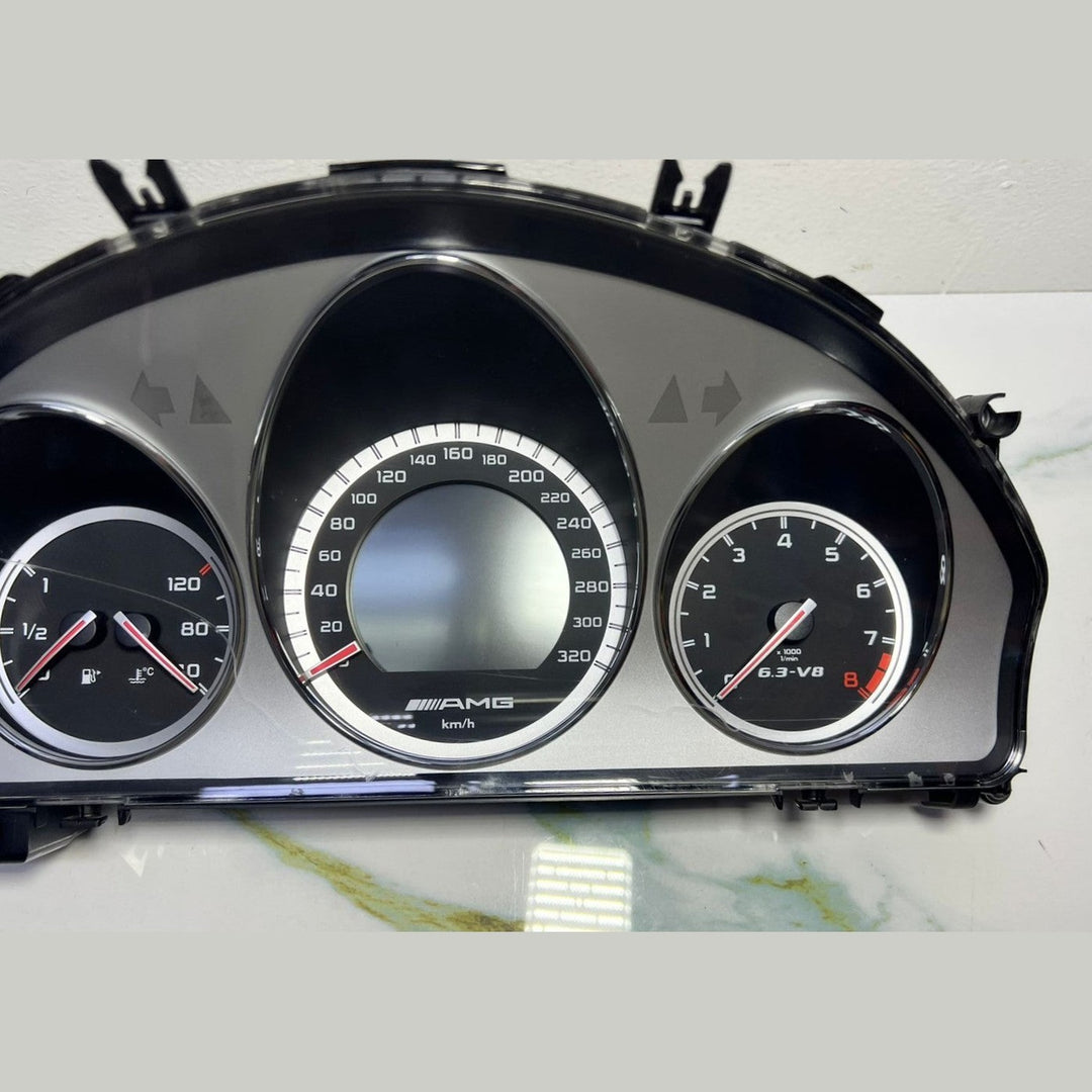 Mercedes W204 C-Class AMG C63 Instrument Cluster Speedometer A204 4407011 OEM