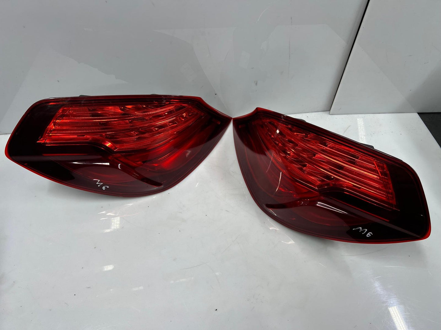 BMW Rear Tail Light BMW F12  LEFT  89505159 RIGHT 89505160