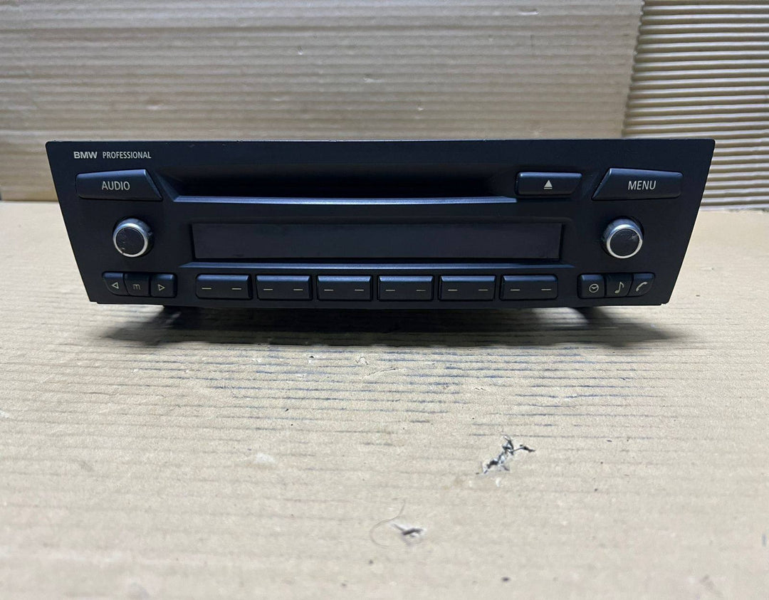 BMW Radio Cd Player 9263468 3 Series and X1 E84 Radio CD Player