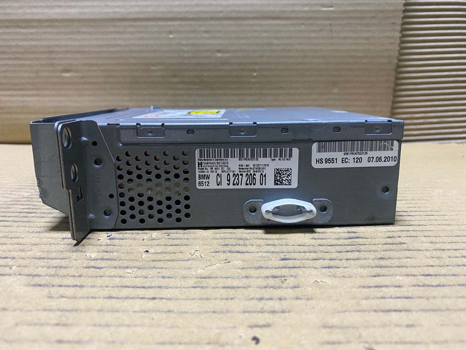 BMW Radio Player Head Unit 9237206 5 Series F07 F10 F11 F18 and 7 Series F01 F02