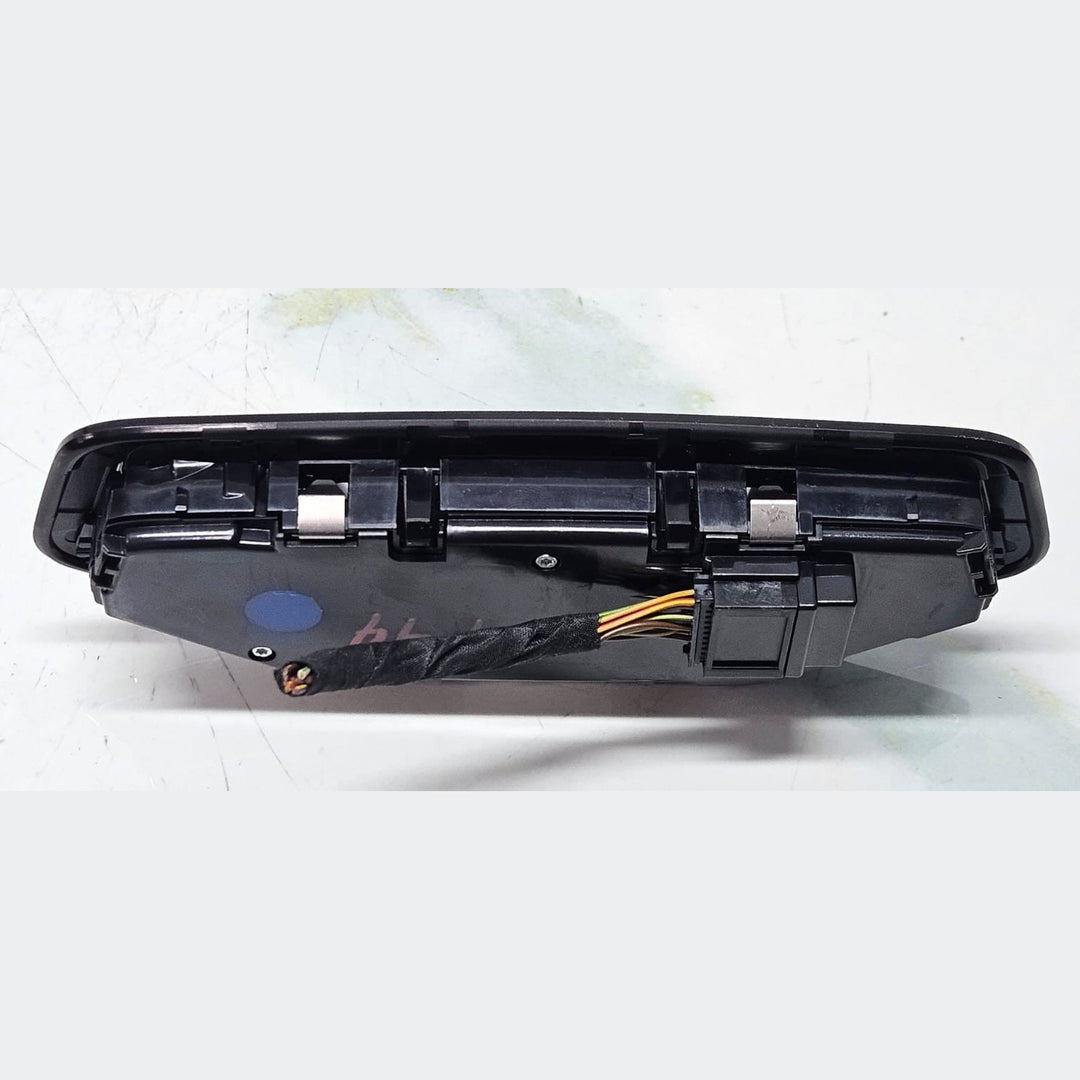 BMW F40 1 SERIES FRONT INTERIOR OVERHEAD ROOF LAMP COURTESY LIGHT 9891142 OEM