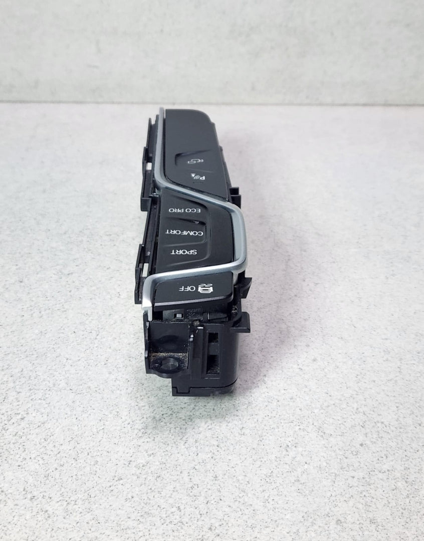 2017-2019 BMW 530i Center Console Control Unit 6993921 5 Series G30 G31 and G32