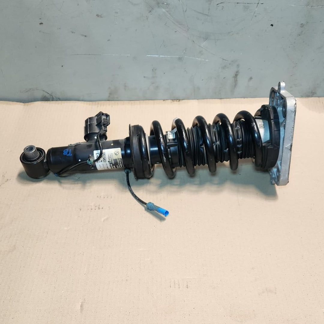 2021-2024 BMW X5 Rear Right Shock Absorber With VDC 6896442 X5 G05 and X6 G06