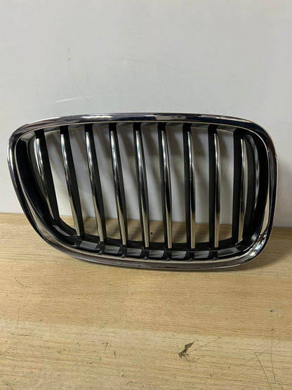 BMW 5 Series GT F07 2009 Front Right Upper Bumper Grille Trim Chrome OEM 7200170