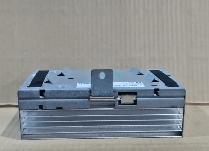 OEM BMW X5 F15 X6 F16 F85 F86 HI-FI AUDIO AMPLIFIER 9321075
