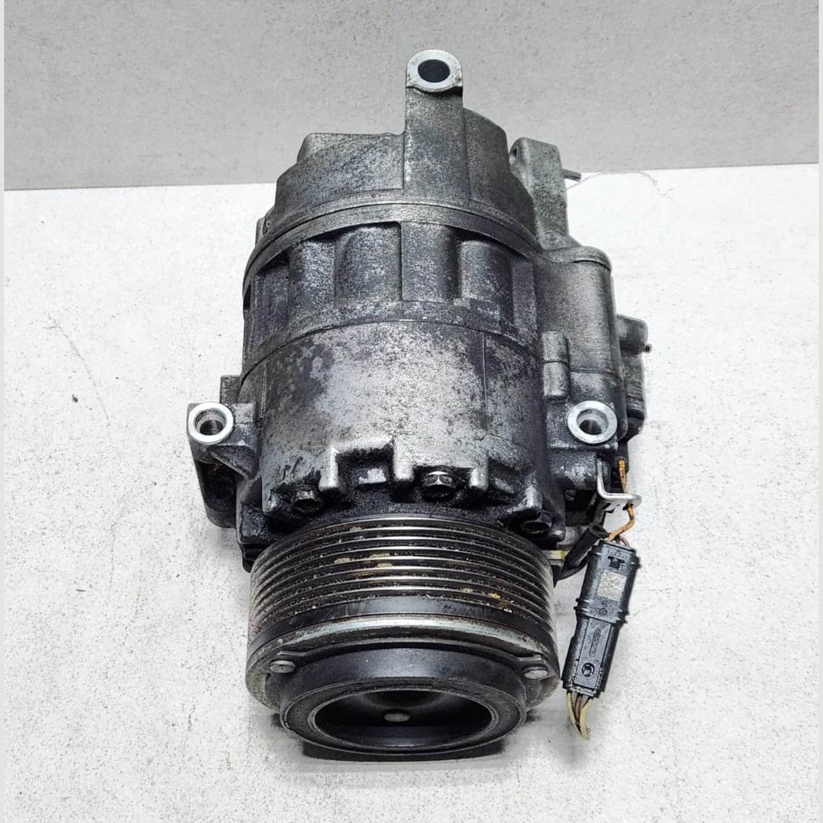 2008 BMW X6 Air Conditioning Compressor 9205096 5 GT F07 7 Ser N54 E71 3.0