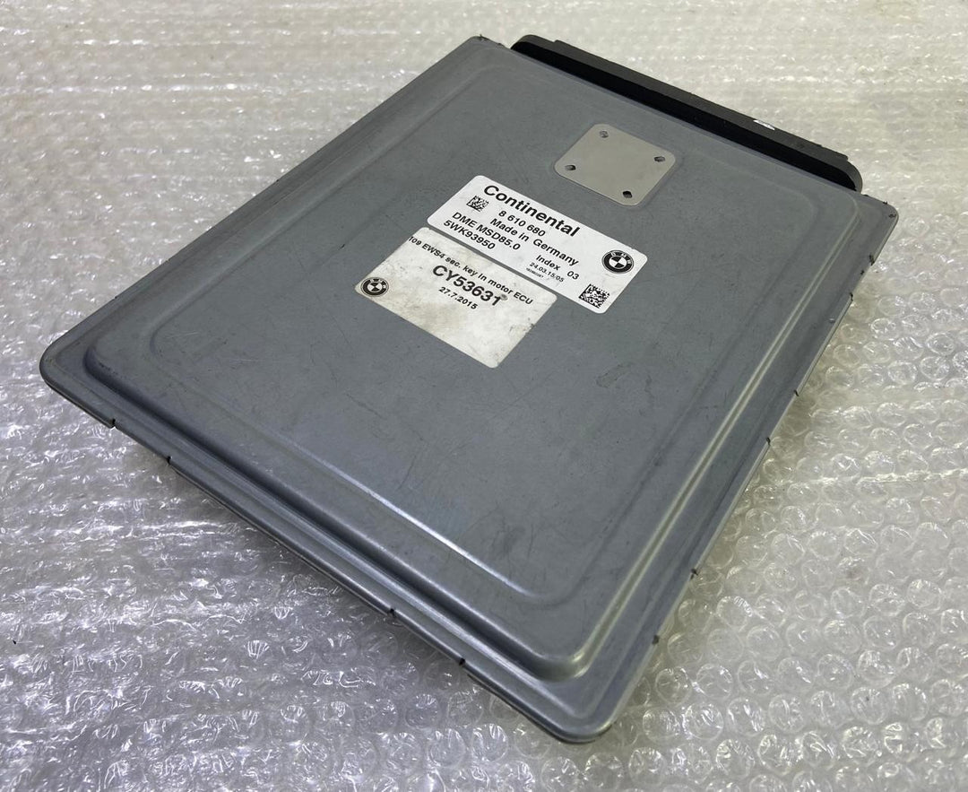 OEM BMW F10 F01 F07 N63 4.4i DME MSD85.0 ENGINE Control Unit ECU ONLY 8610680