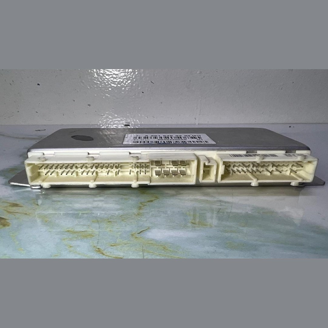 2007-13 Mercedes GL450 Airmatic Suspension Control Module A2515453332 W164 W251