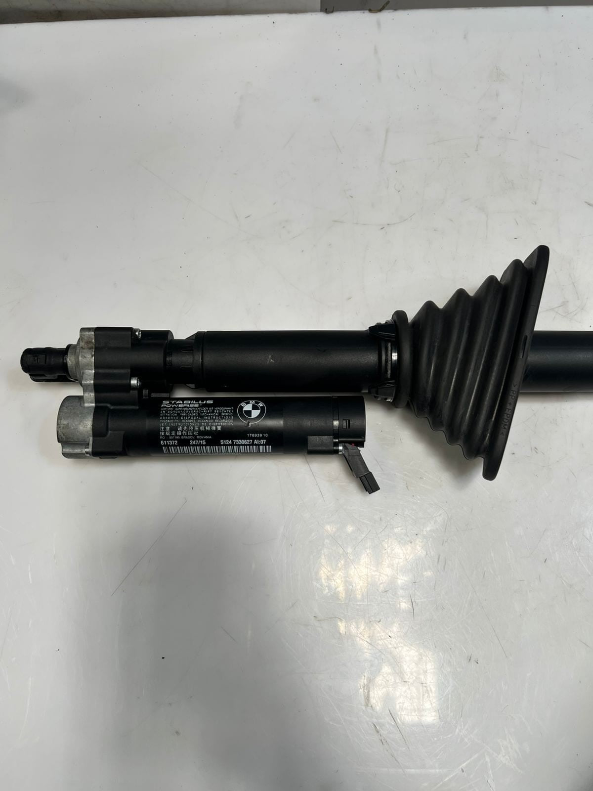 BMW F36 3 4 Series Gran Coupe Tailgate Strut REAR Left Electric 7330627 OEM