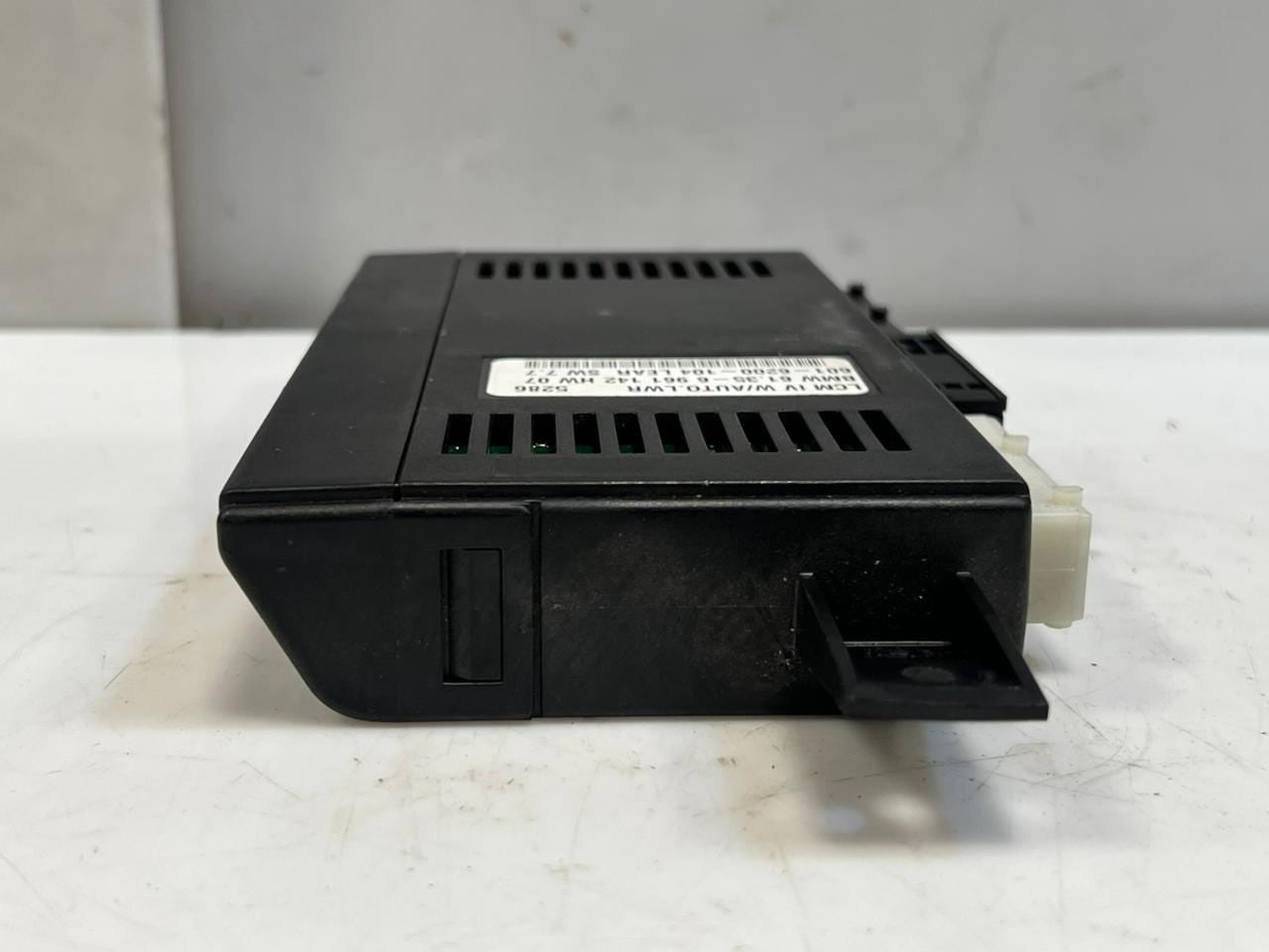2000-2007 BMW 5 Series E39 X5 E53 Light Control Module LCM 6961142 OEM