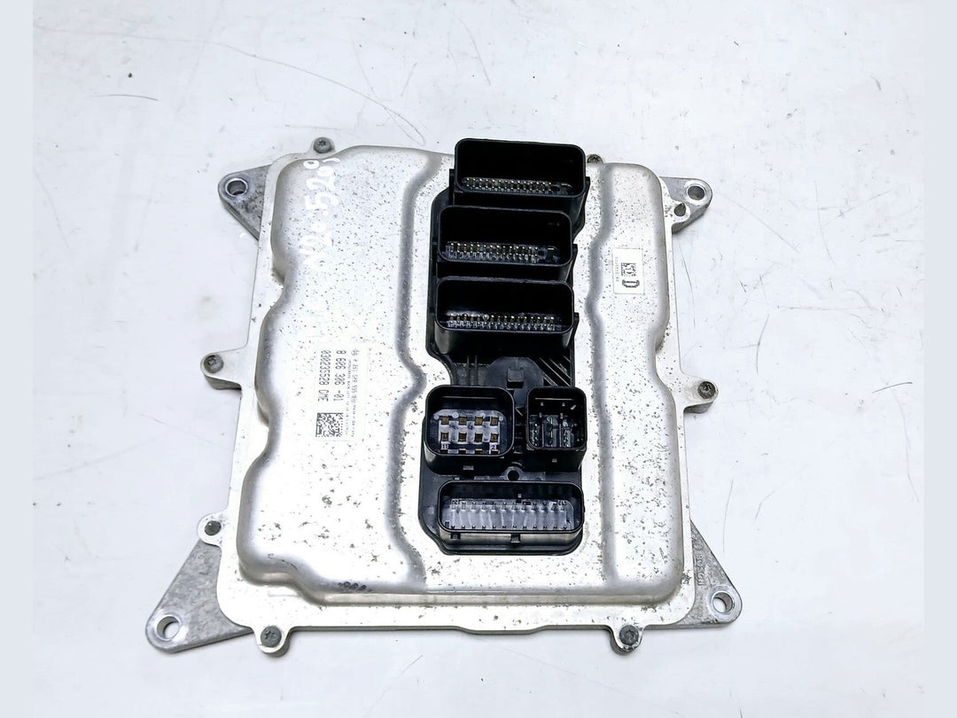 BMW 3, 5, X series F30 ,F10,F11,F25 N20 ENGINE CONTROL UNIT  MODULE DME 8606306