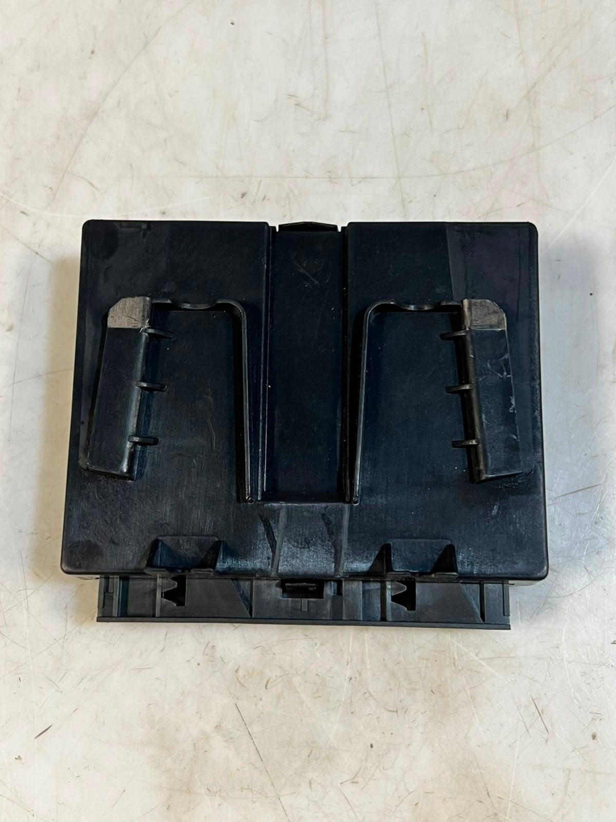 2014 BMW 3 Series F30 F31 F35 F32 320i Air Conditioning Control Module 9311850 