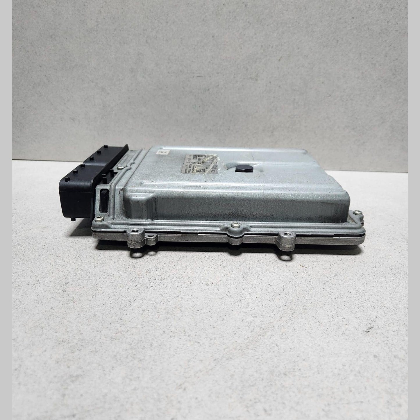 2012-2016 Mercedes-Benz E350 Engine Control Unit A2769001600 