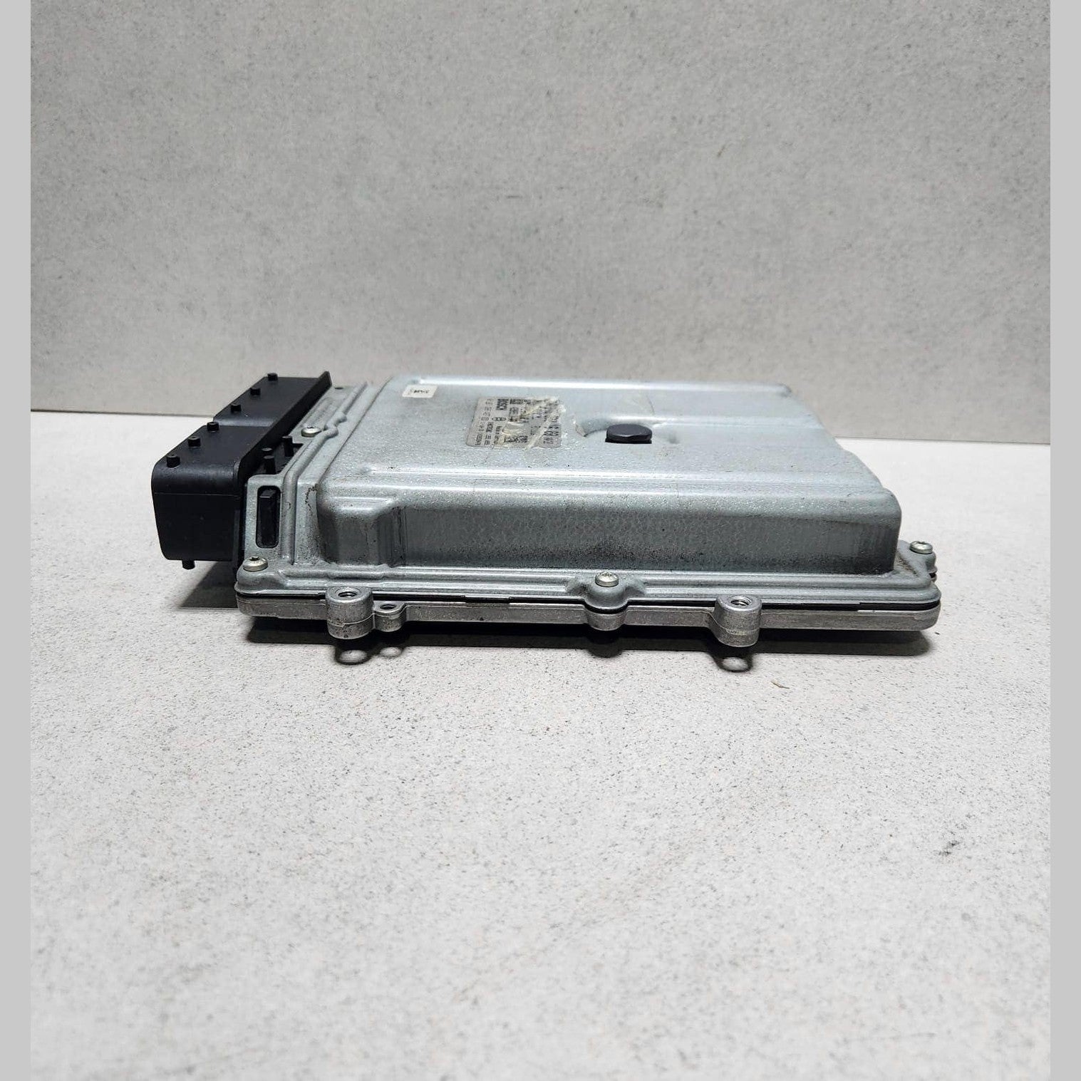 2012-2016 Mercedes-Benz E350 Engine Control Unit A2769001600 