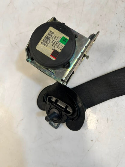2009-2017 BMW 5 Series F10 F11 Front Right Seat Belt 610126200C OEM