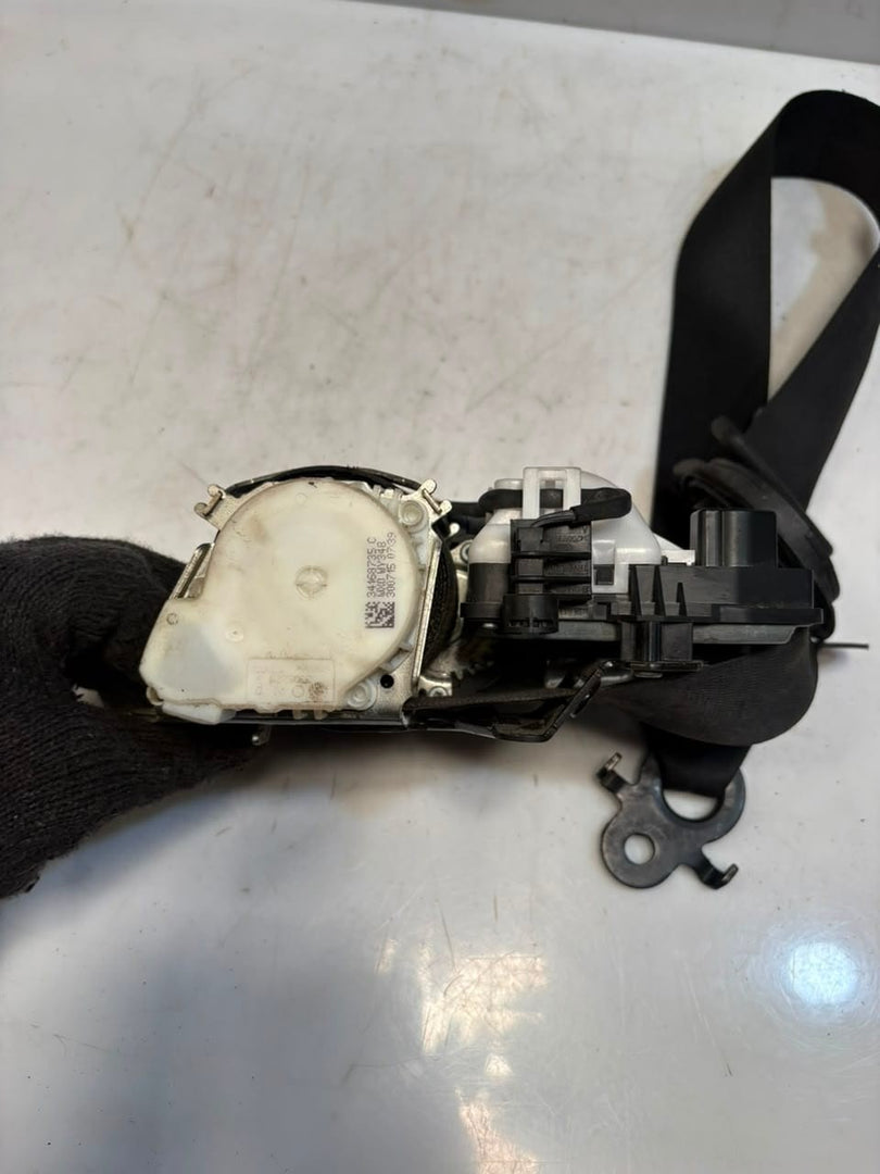 2017 BMW 740i 7 Series G11 G12 Front Seat Belt 34168735C OEM