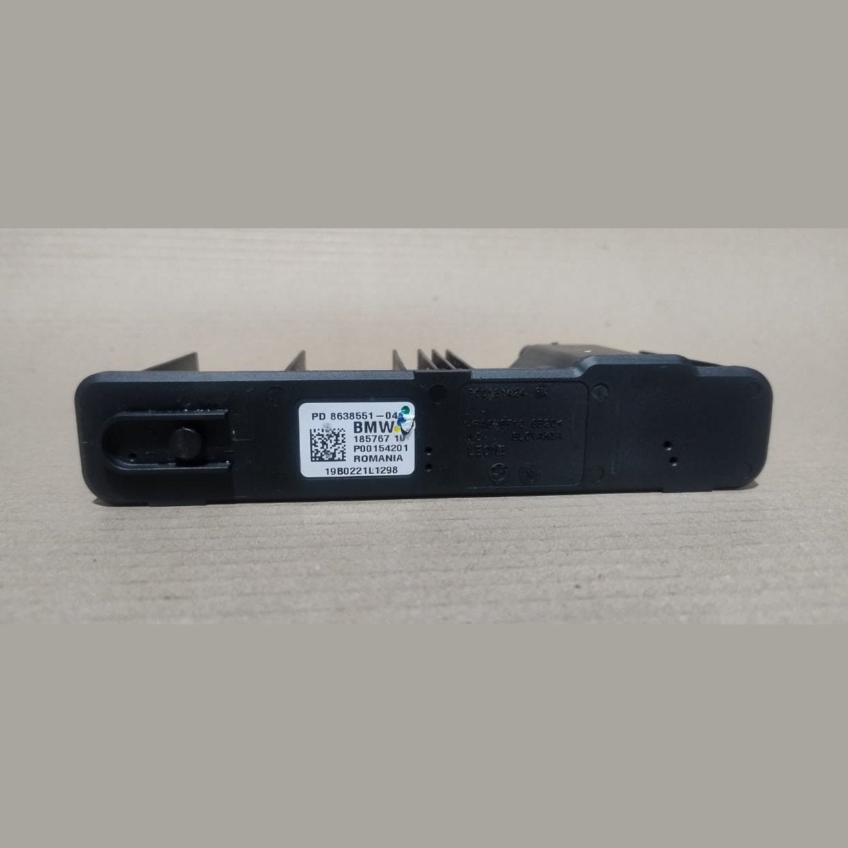 BMW X3 G01 INTEGRATED SUPPLY POWER DISTRIBUTION MODULE OEM 8638551