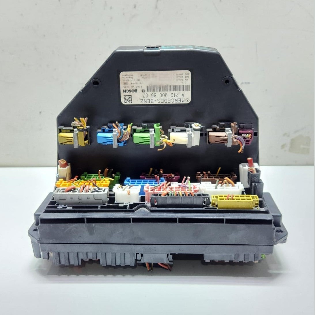 2009-2013 Mercedes-Benz E350 SAM Control Unit Fuse Box A2129008507 W212 OEM