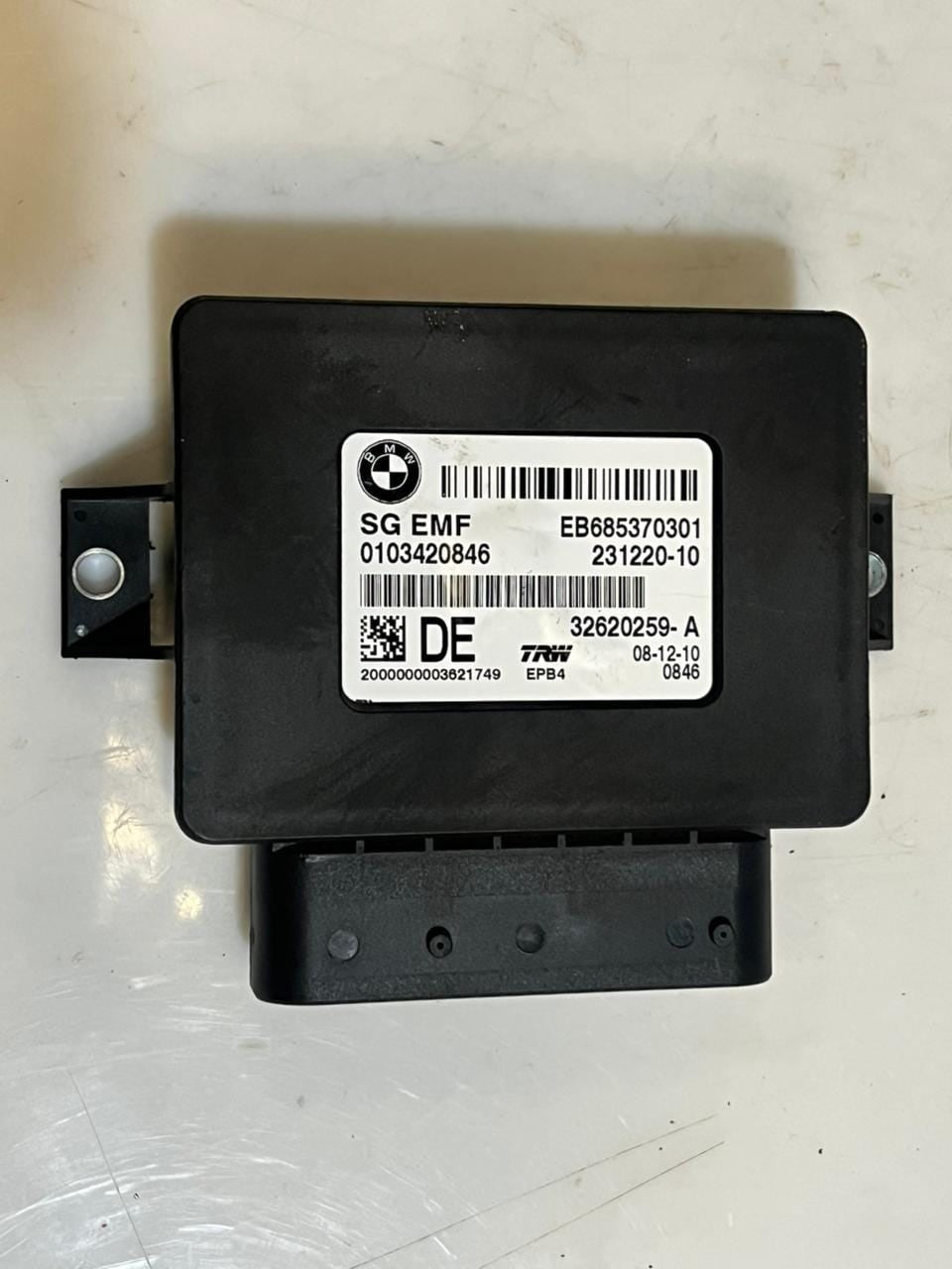 BMW 5 Series F10 F11 520D 530I Parking Brake Control Module Electric 6853703 OEM