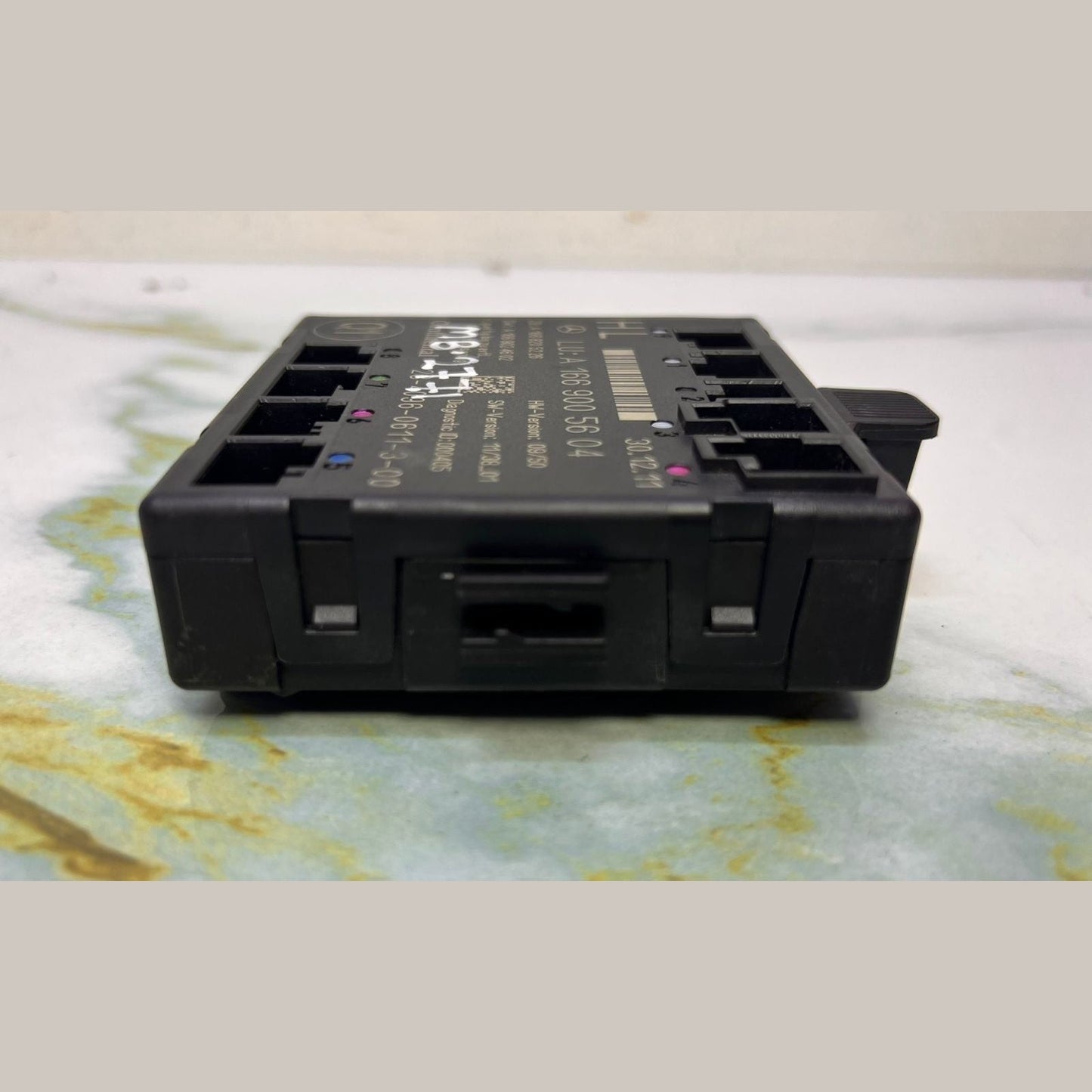 2012-2013 Mercedes-Benz ML550 Door Control Unit A 1669005604 ML Series W166