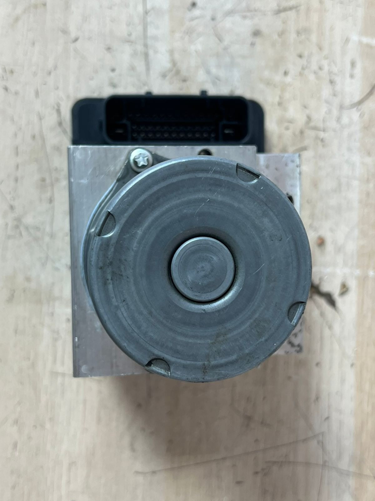 BMW 5 6 7 F01 F02 F06 F07 F10 F11 F12 F13 ABS UNIT PUMP HYDRO UNIT DSC 6797668
