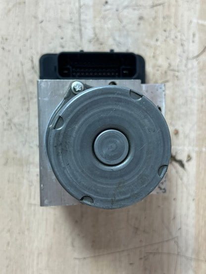 BMW 5 6 7 F01 F02 F06 F07 F10 F11 F12 F13 ABS UNIT PUMP HYDRO UNIT DSC 6797668