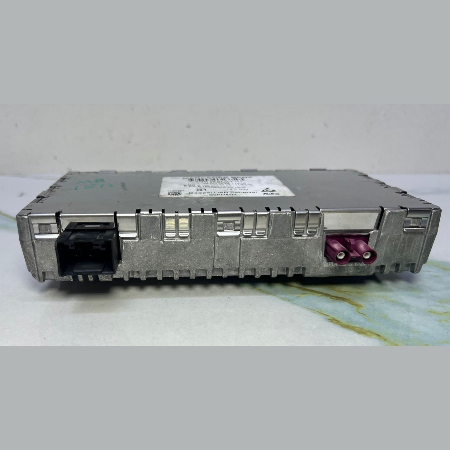Mercedes-Benz DAB Module A1669003407 C Class Coupe C204 W204
