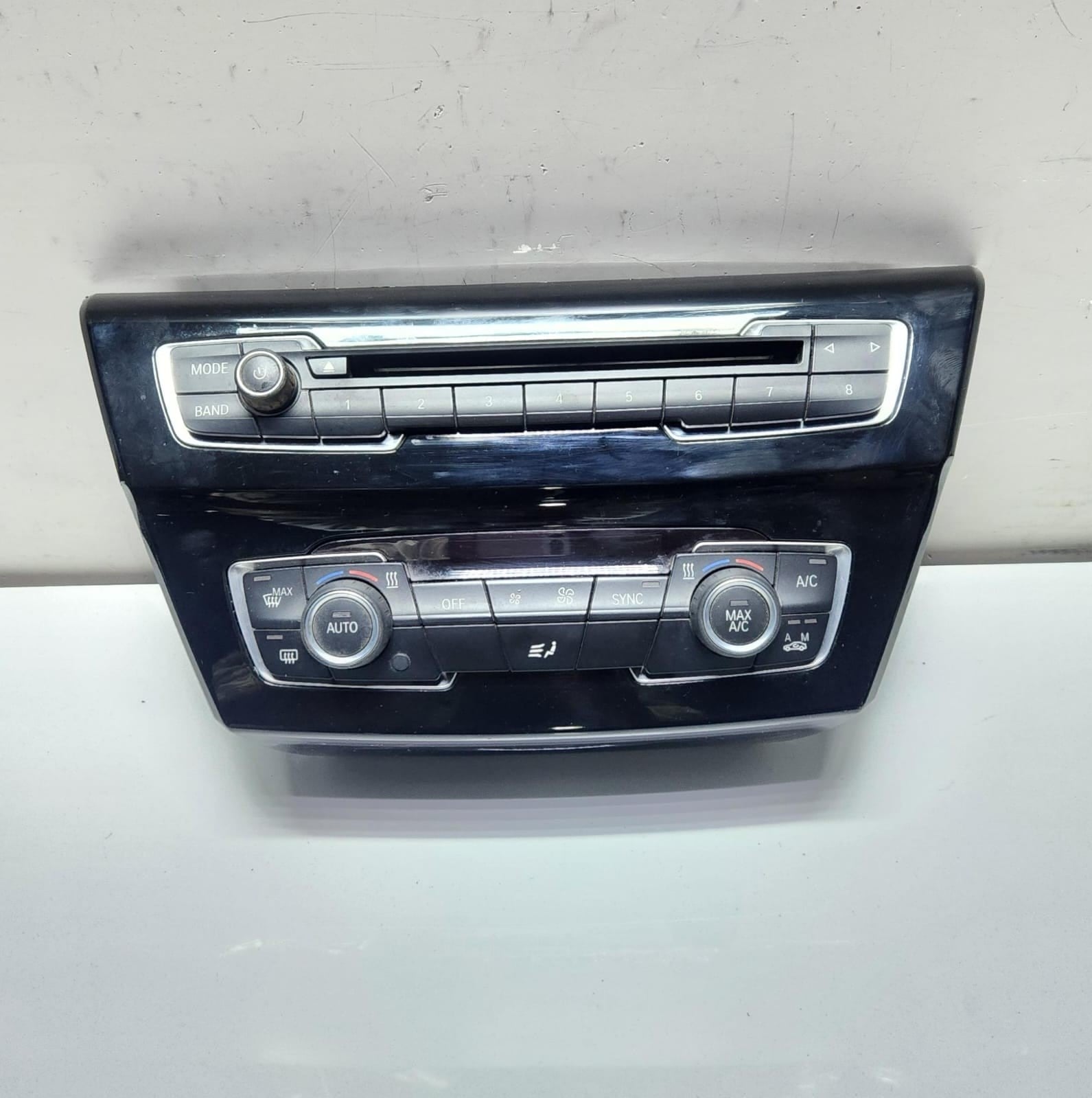 2016-2018 BMW X1 Head Unit Multimedia Control 9371456 X1 F48 F49 OEM