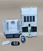 Bild in die Galerieansicht laden, BMW 1 SERIES F20 LCI  116D ECU B37 ENGINE IGNITION KIT OEM+ KEY OEM  8589141