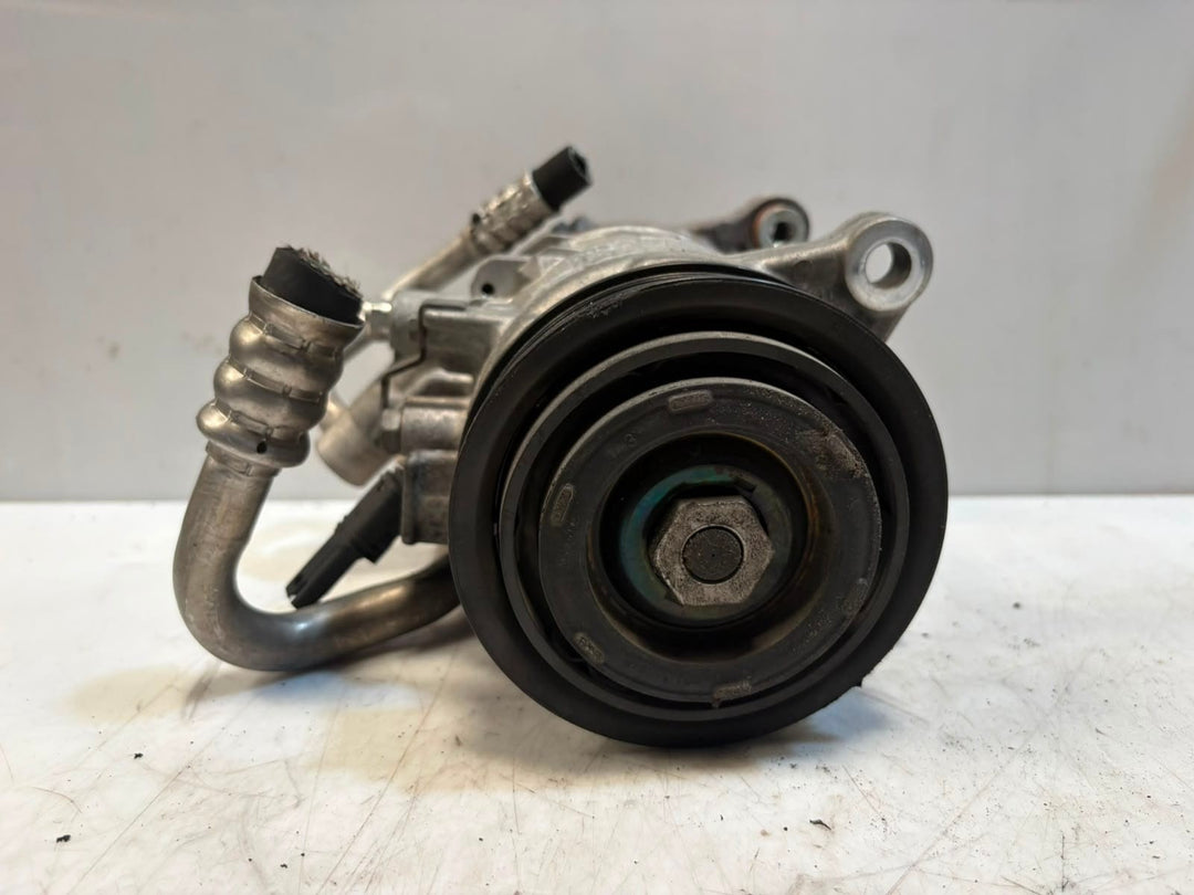 BMW 3' 1' F30, F31, F34 GT F20 F21 Air Conditioning Compressor 9330831 OEM