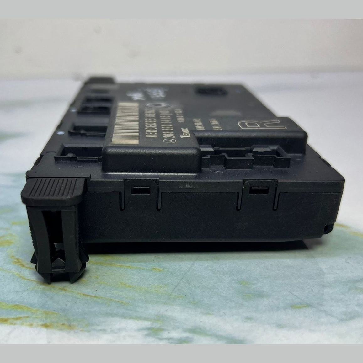 Mercedes-Benz Door Control Module 2038201485 W203 C-Class