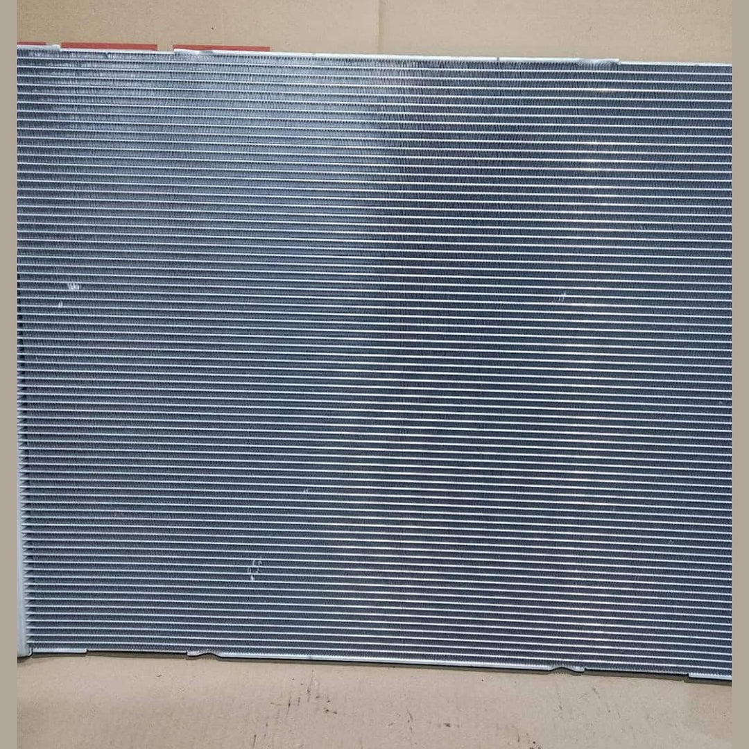 2015-2021 BMW 320i Engine Cooling Radiator 8652497 F20 M140 F22 F23 F87 230i
