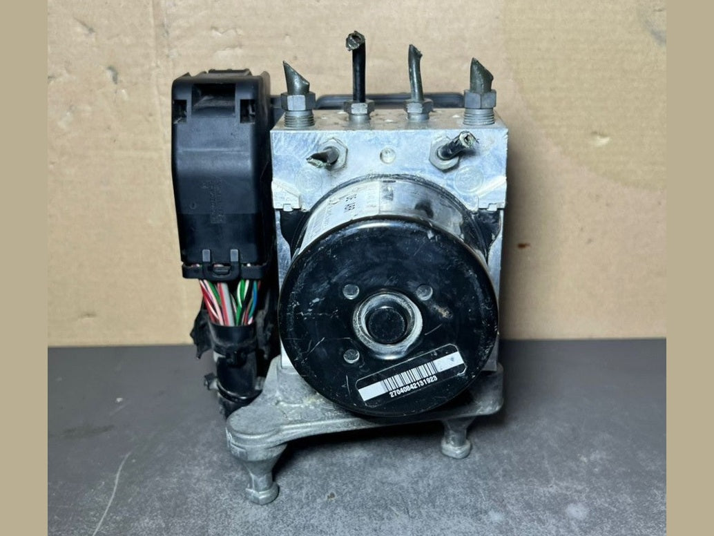 12-15 Mercedes W204 C250 SLK250 GLK350 ABS Anti Lock Brake Pump Module OEM