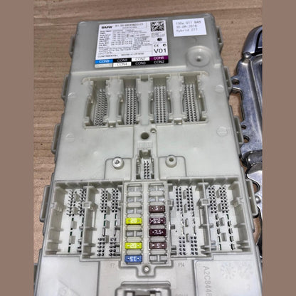 BMW 730e G11 B48 hybrid 30-08-2016 ENGINE CONTROL UNIT SET + KEY 8682564