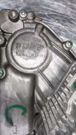 Bild in die Galerieansicht laden, 2011-2013 BMW X5 Transfer Case 7643758 E70 E71 X5 X6 ATC45L
