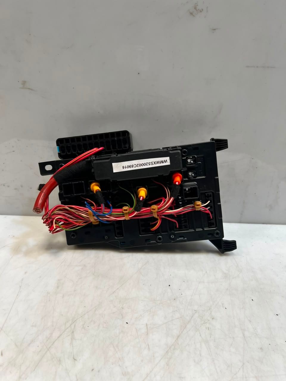2025-2026 BMW 1' F40 M235 xDrive Gran Coupe Power Distribution Fuse Box 9270355