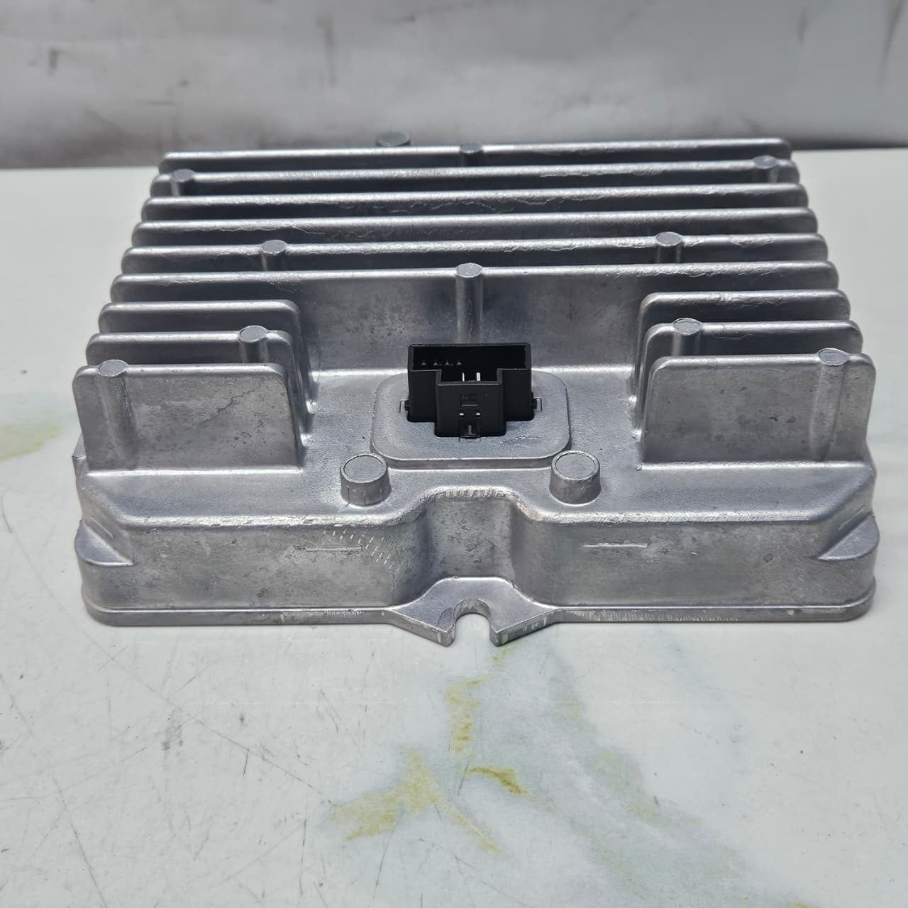 2020-22 BMW X5 740i X3, M850i G15, and 740i xDrive Power Control Module 8736485
