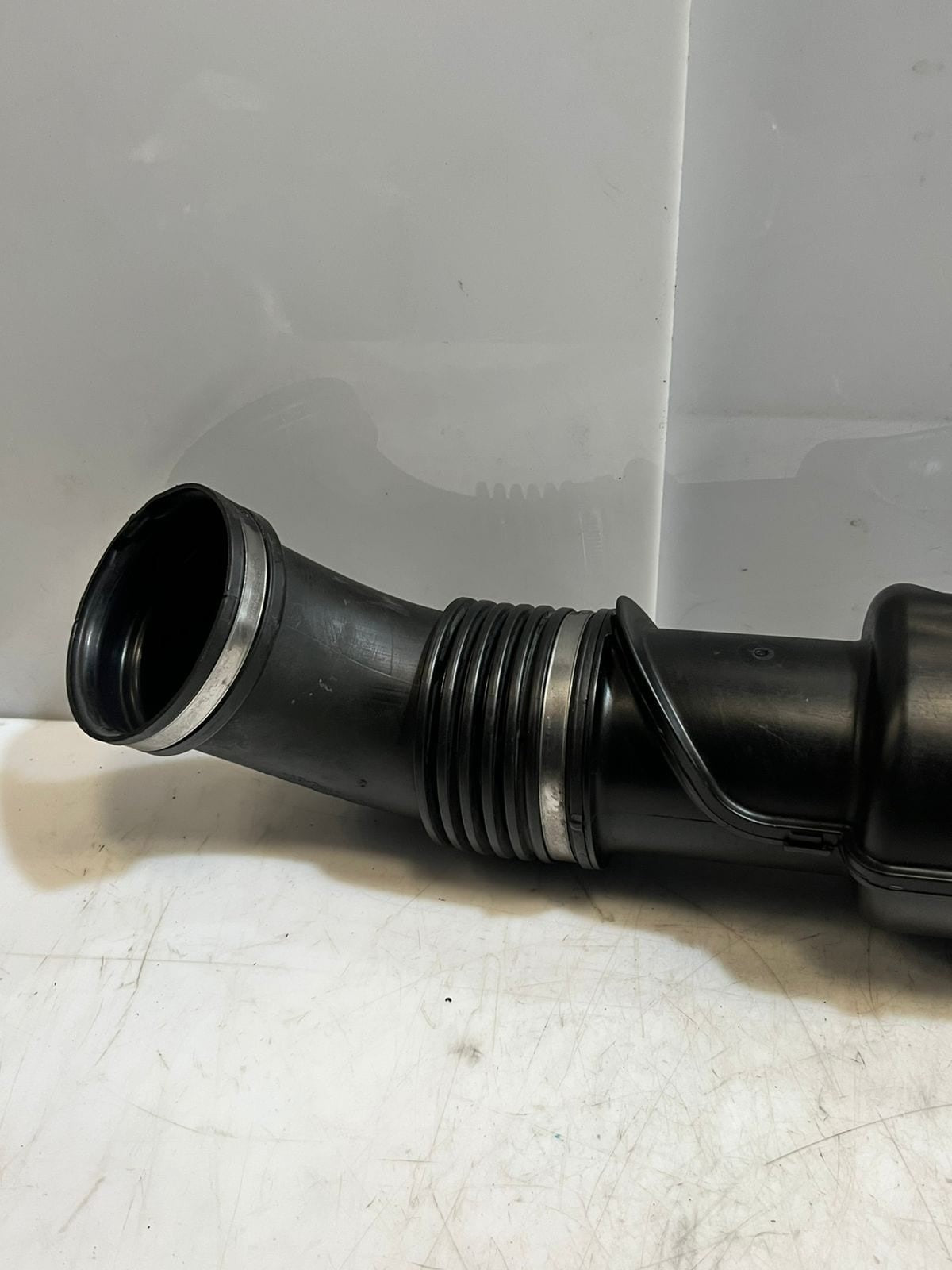 2012-2015 BMW X1 E84 N20 Air Intake Duct HOSE PIPE LINE 7632501 OEM