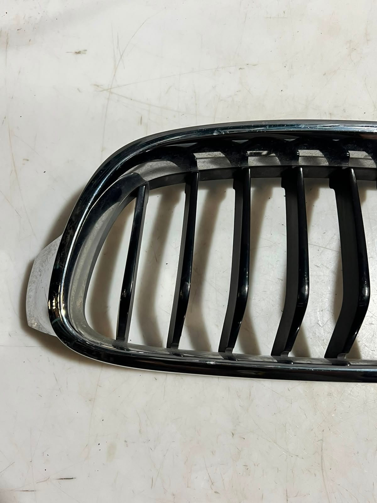 BMW 3 Series F80 F30 F31 F32 F35 Left Chrome BUMPER Kidney Grille 7295441 OEM