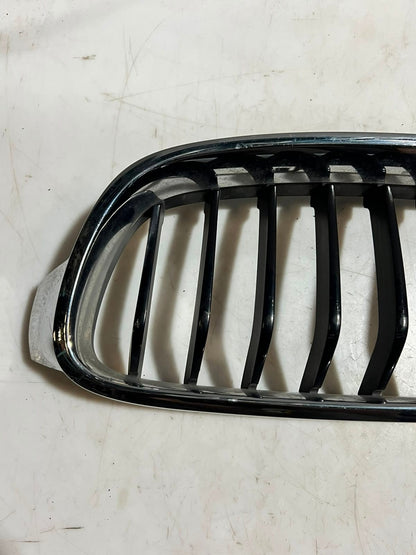 BMW 3 Series F80 F30 F31 F32 F35 Left Chrome BUMPER Kidney Grille 7295441 OEM