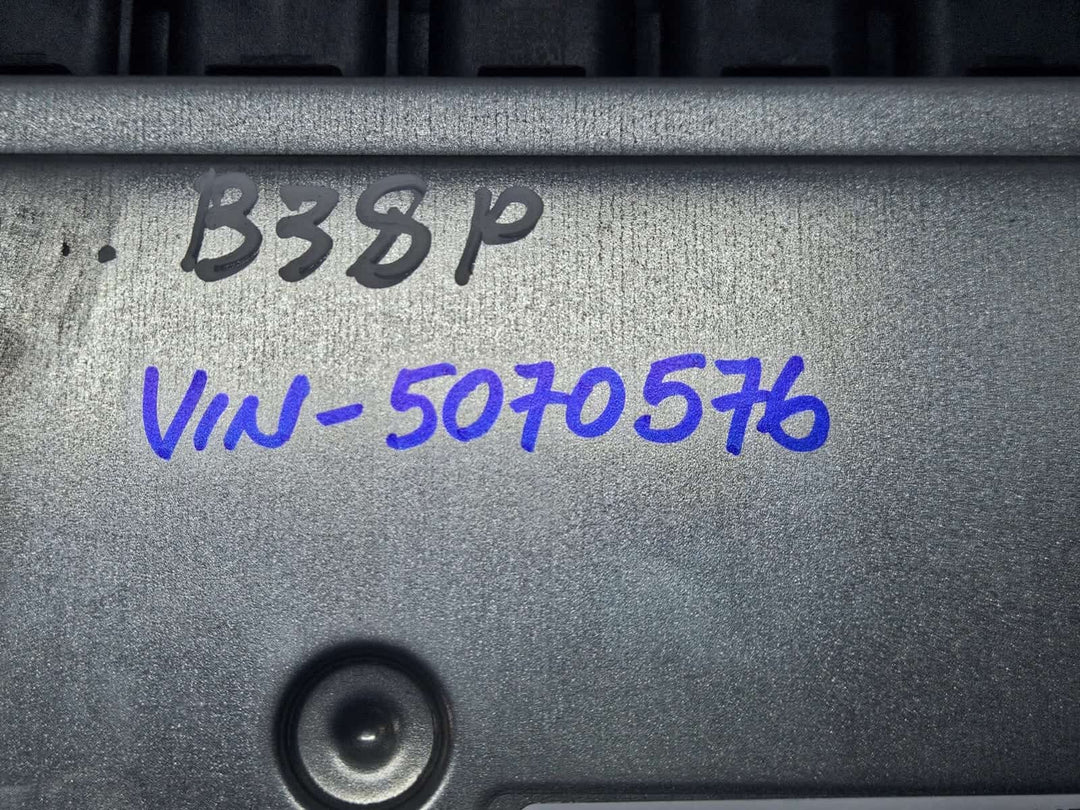 5B4D4A9-2024 BMW X1 U11 B38N Engine Control Unit ECU DME OEM