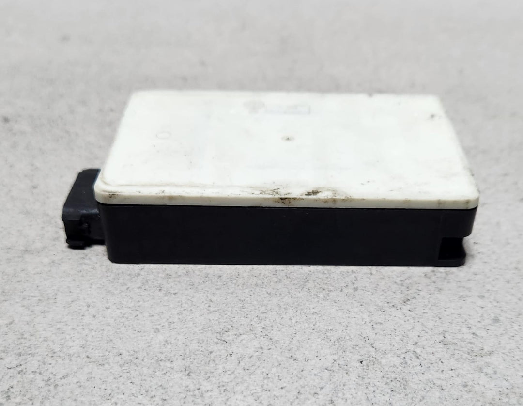 Benz Radar Sensor Blind Spot A0009050010  W204 W212 W221 and W207