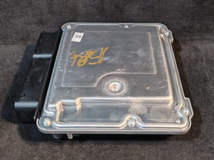 BMW 5 F10 F20 F25 F30 N47N ENGINE CONTROL UNIT ECU  DDE Module  8517862