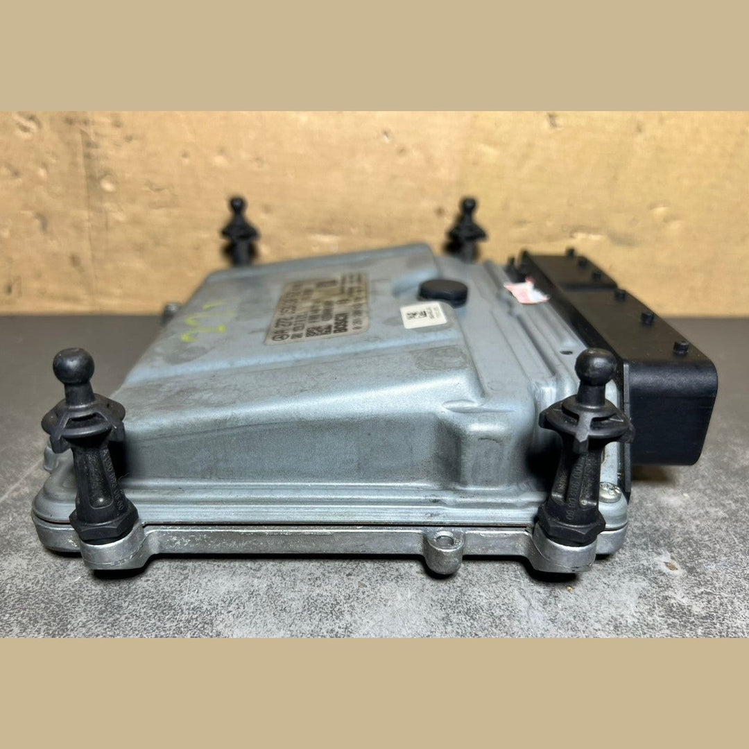 07-12 Mercedes W221 S-Class Engine Control Module Unit ECM ECU A272 1533092 OEM