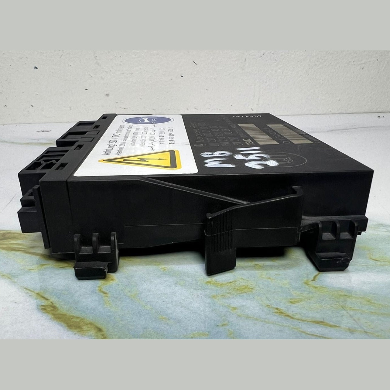2007-2012 Mercedes-Benz S550 Seat Control Module A2218702192 W221 S-Class