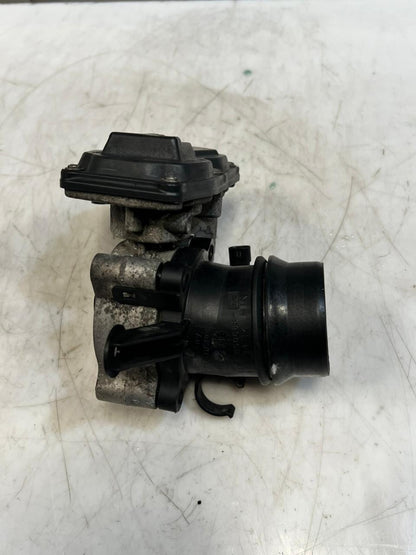 2013 BMW X3 X4 X5 X6 E84 E83 F25 F26 E70 F15 E71 F16 Throttle Body 7810752 OEM