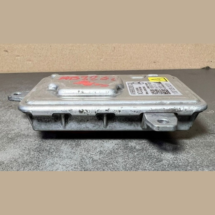 Mercedes Benz W166 Xenon Light Headlight Control Module Unit A166 9002800 OEM