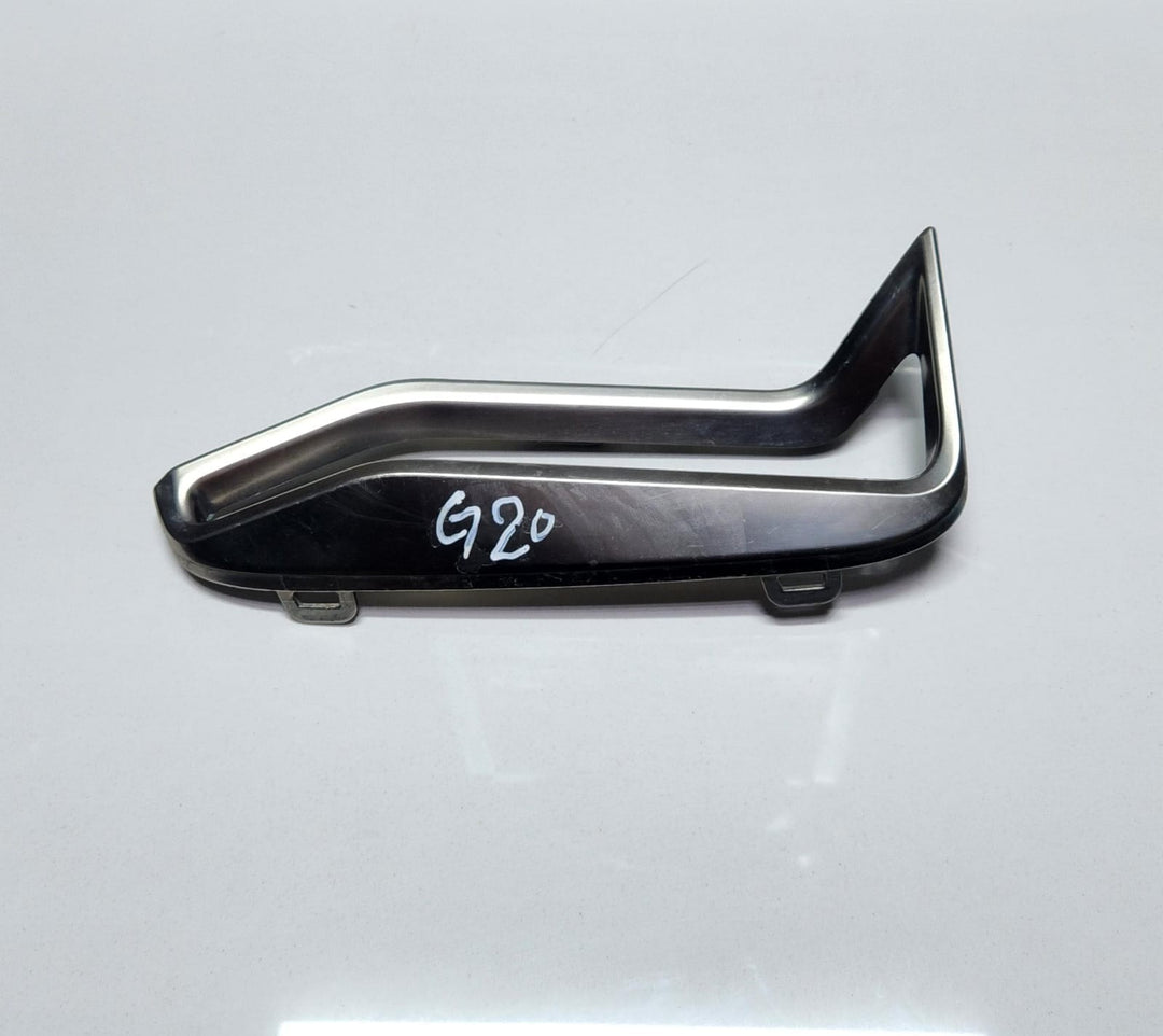 2019-2024 BMW 330i Trim Cover Left 5111192976 3 Series G20 OEM