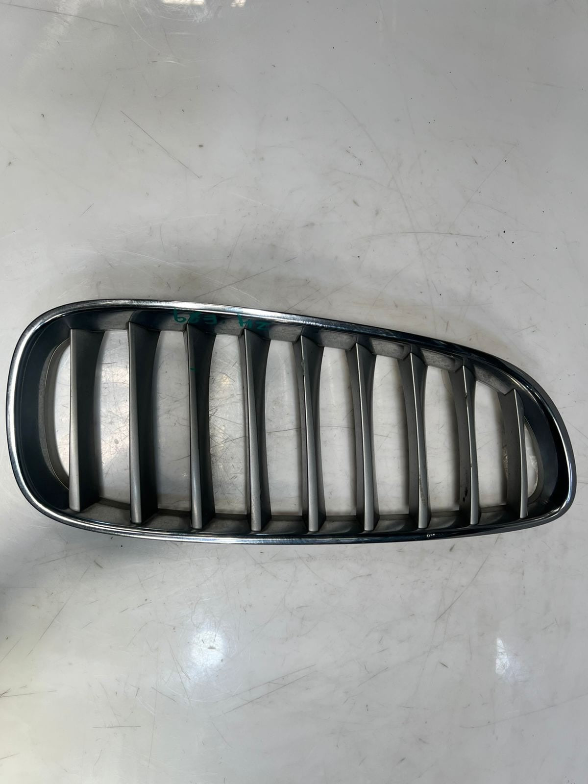 2010-2015 BMW X1 X3 7 5 Series F01 F10 F11 F48 Bumper Grille 10627110 OEM