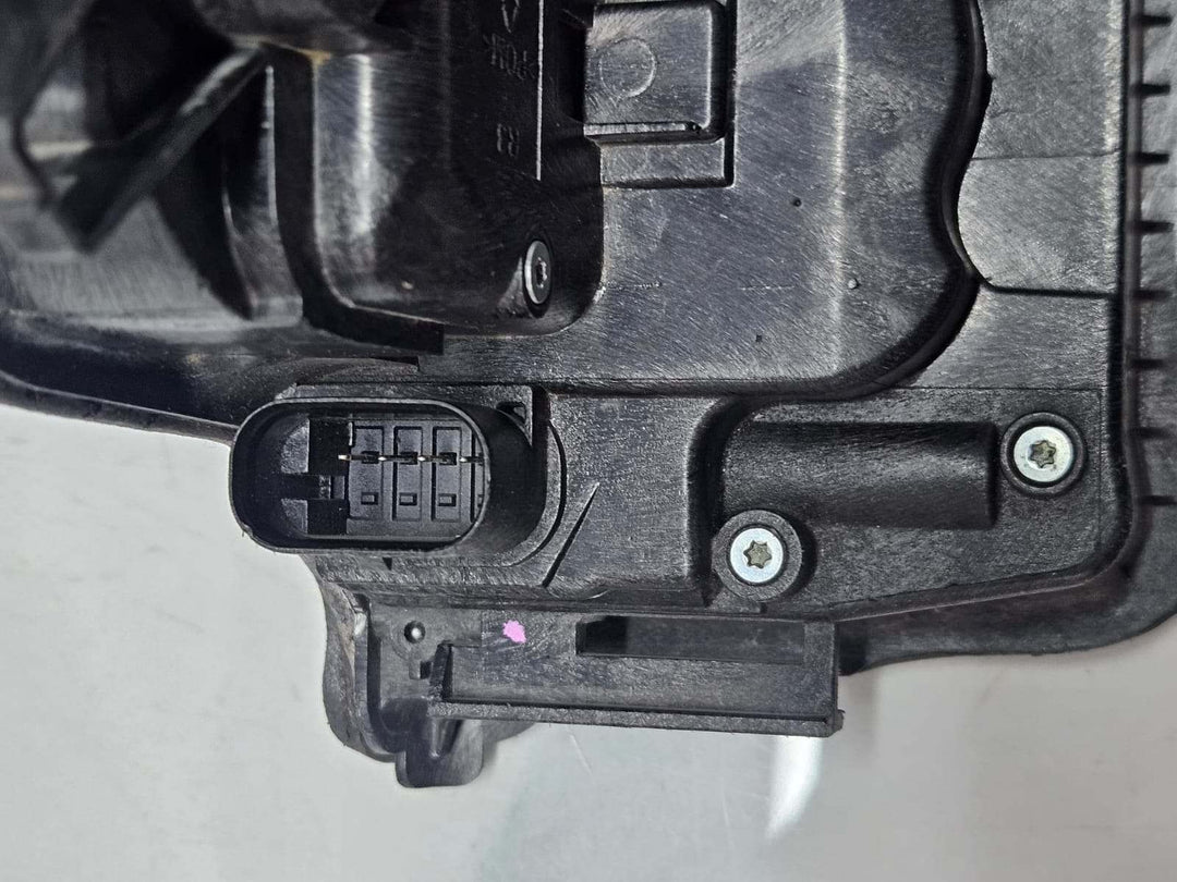 BMW 5 G30 530i 2017 RHD Rear Right Door Lock 7477690 OEM